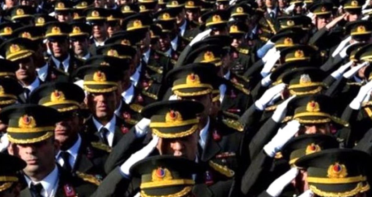 FETÖ Soruşturmasında ByLock Kullanan 100 Rütbeli Asker Tutuklandı!