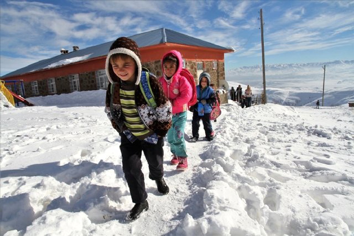 Uşak\'ta Eğitime 1 Gün Ara Verildi