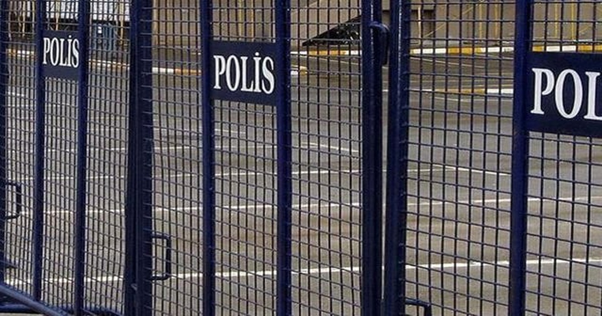Van\'da Gösteri ve Yürüyüşlere Geçici Yasak