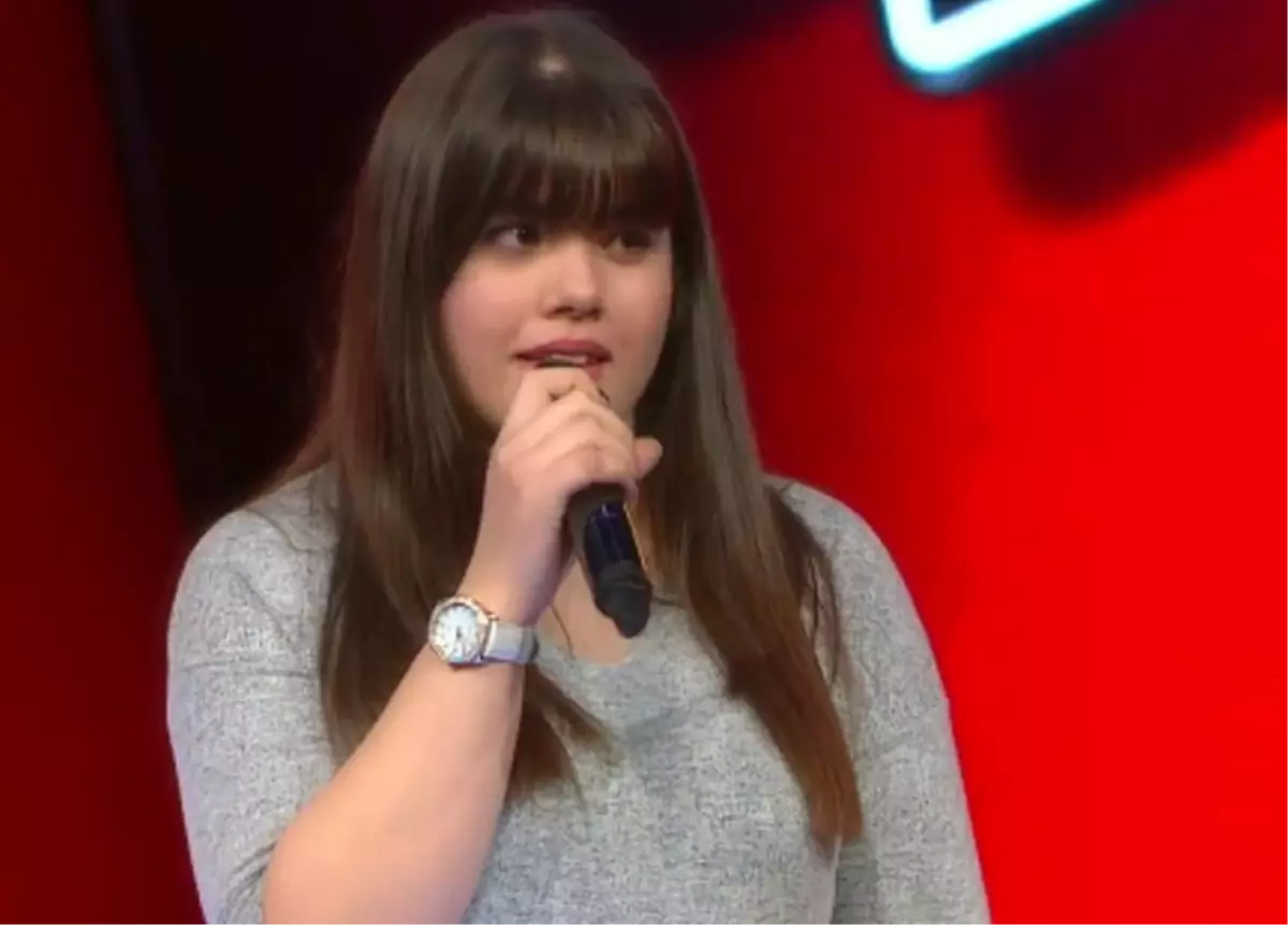 Acun ve Ilıcalı ve Esra\'nın Keyifli Sohbeti Herkesi Güldürdü!