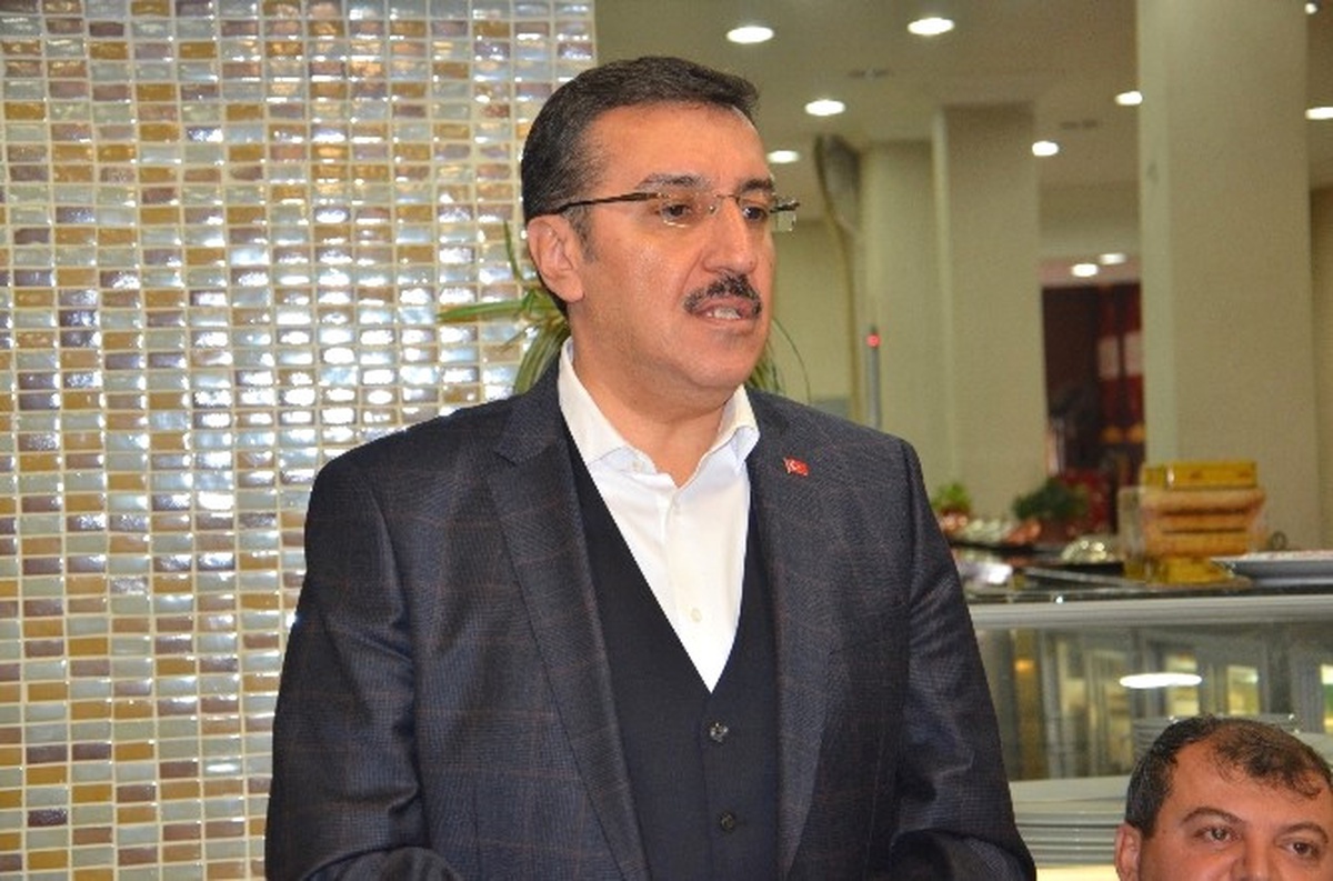 Bakan Tüfenkci Erbakan Vakfı Üyeleri ile Buluştu