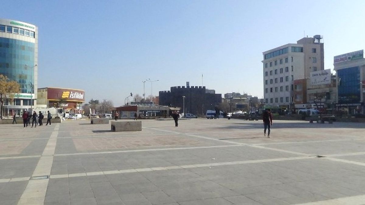 Başbakan\'ın Müjdesi Diyarbakırlıları Heyecanlandırdı