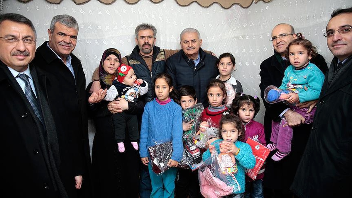 Başbakan Yıldırım Suriyeli Aileyi Ziyaret Etti