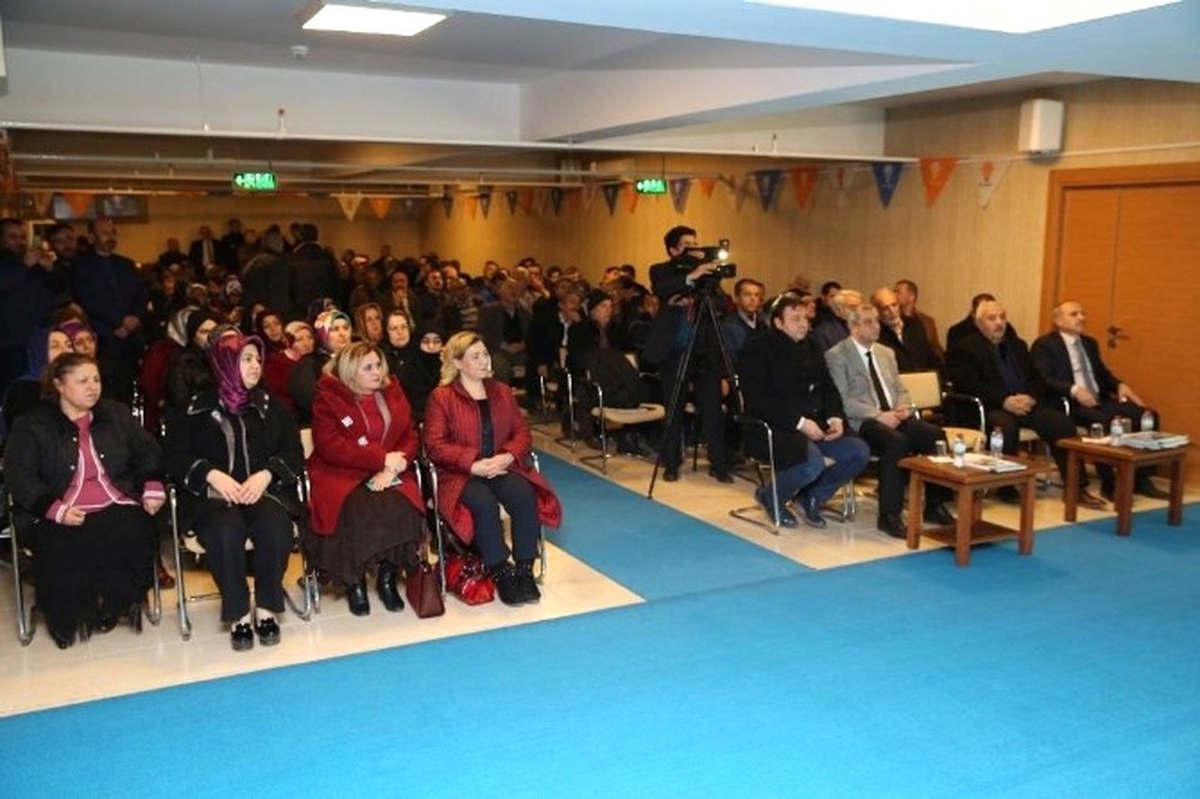 Başkan Büyükkılıç, Belediyenin Çalışmaları Hakkında Bilgiler Verdi