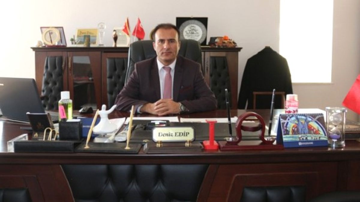 Bulanık İlçe Milli Eğitim Müdürü Edip\'in Yeni Yıl Mesajı