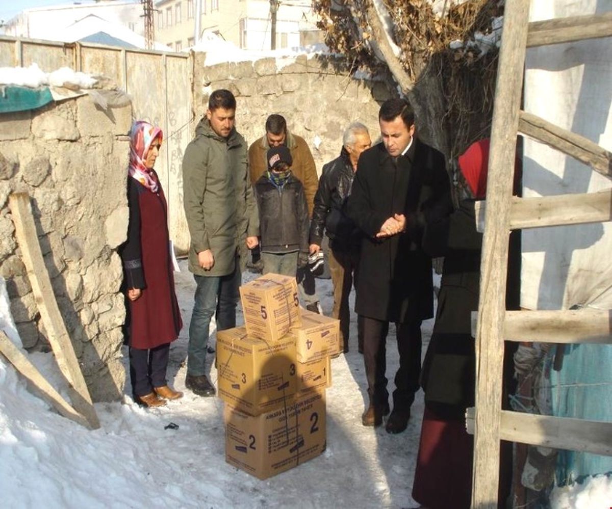 Bulanık Sydv\'den İhtiyaç Sahibi Ailelere Yardım