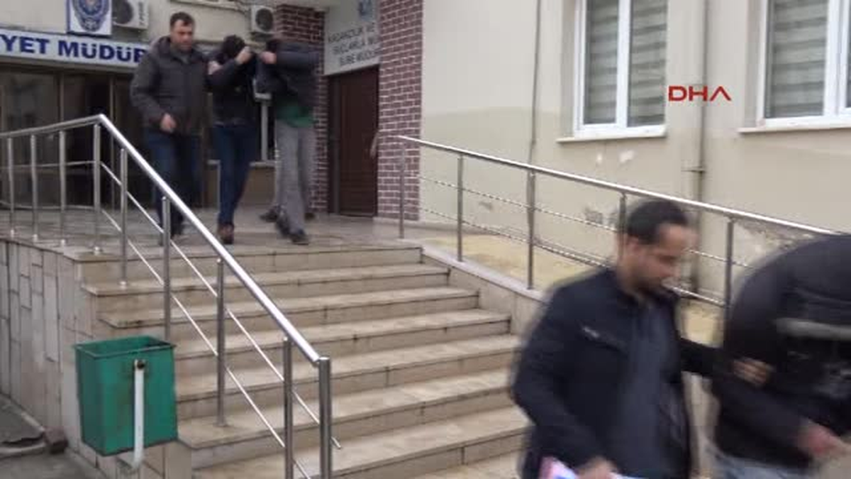 Bursa\'da Uyuştucu Operasyonu: 4 Gözaltı