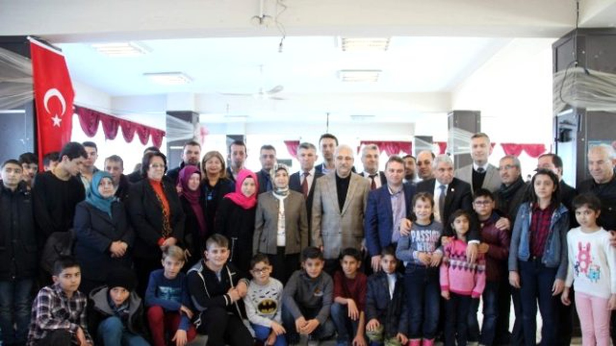 Çocukevi Çocuklarına Yıl Sonu Etkinliği