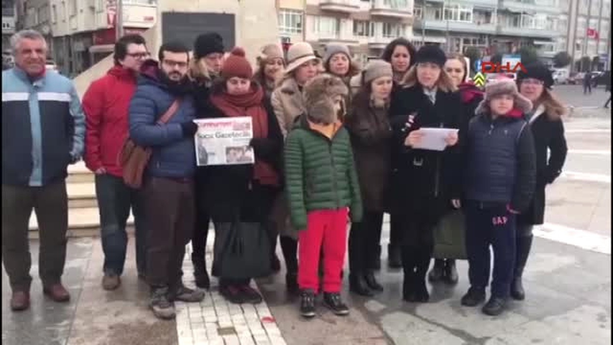 Cumhuriyet Gazetesinin Tutuklu Yazar ve Yöneticilerinin Ailelerinden Silivri\'de Açıklama