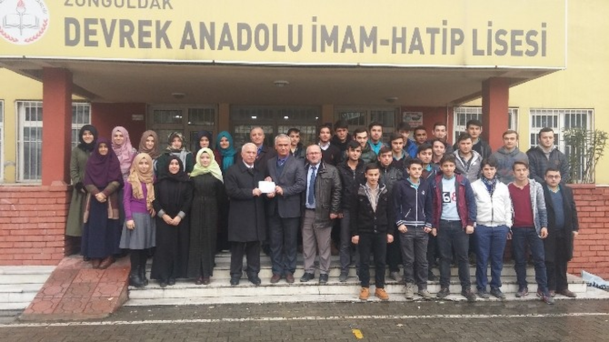 Devrekli İmam Hatiplilerden Halep\'e Nakit Yardımı