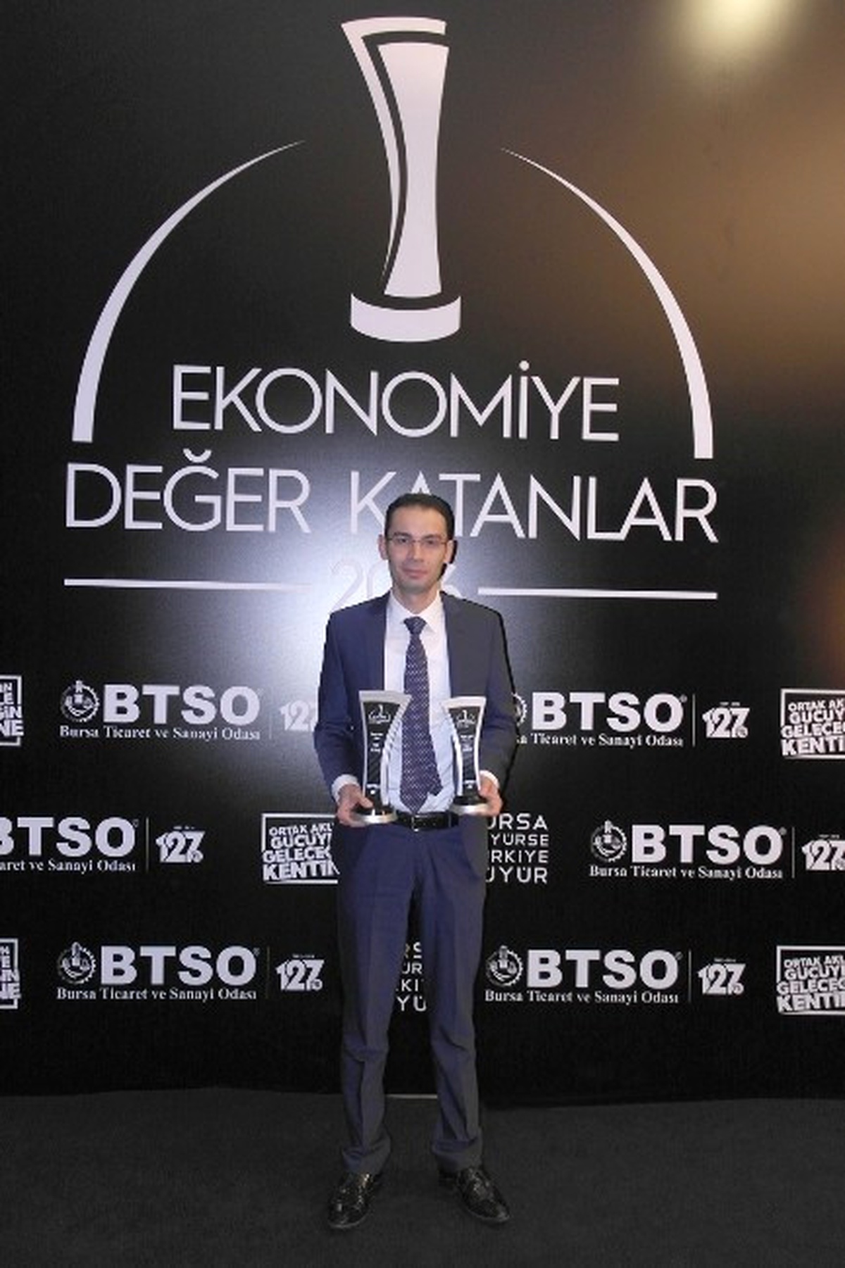 Ekonominin \'Oscar\'larında Clk Uludağ Elektrik\'e 2 Ödül Birden