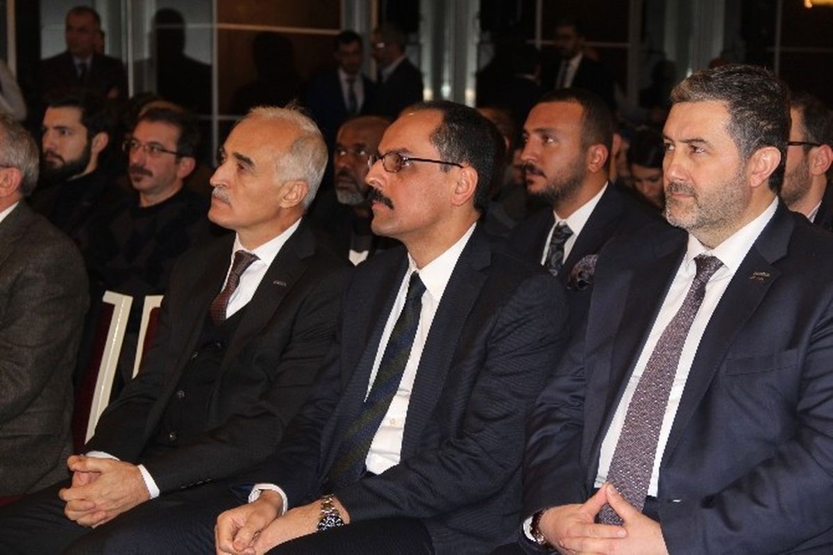 İbrahim Kalın : "Türkiye Hem Menfaatleri Hem de Stratejik Konumu Gereği Denge Politikası İzlemesi...