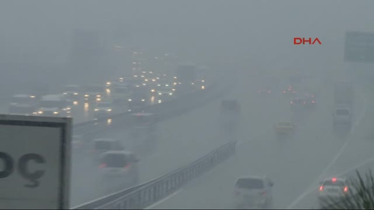 Istanbul\'da Kar Zaman Zaman Tipi Şeklinde Etkili Oluyor