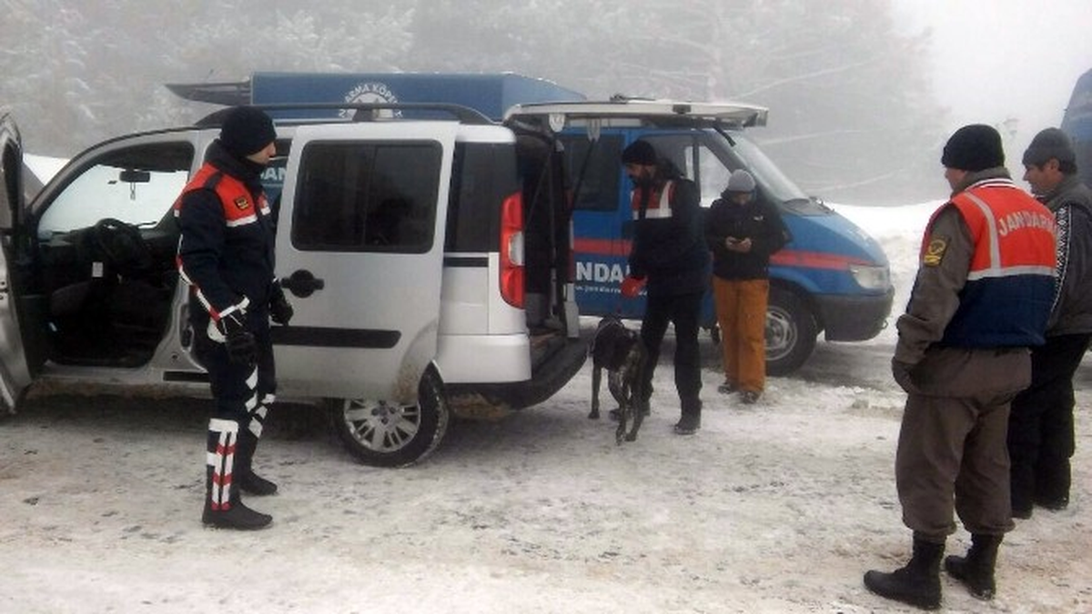 Jandarma Uludağ\'da Kuş Uçurmuyor