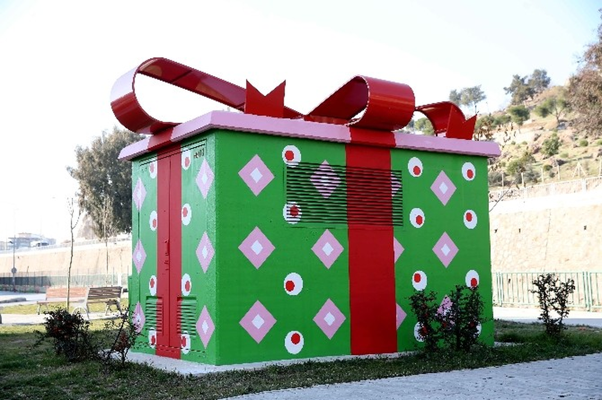Karşıyaka\'da Trafolar Sanat Eserine Dönüştü