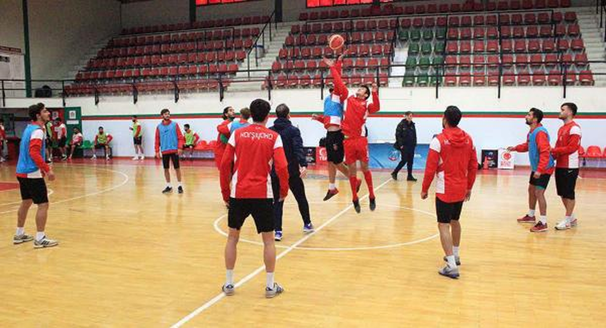Karşıyaka Kendini Aştı