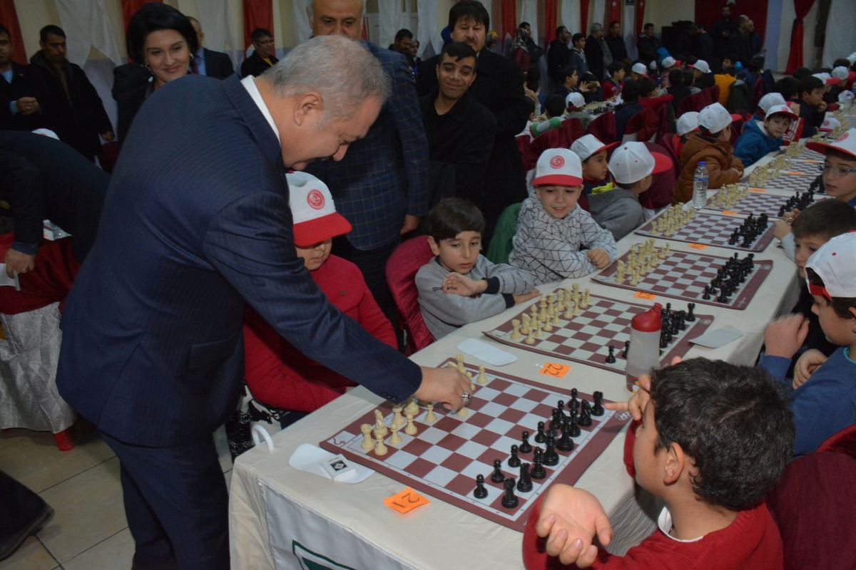 Kurtuluş Kupası Satranç Turnuvası Başladı