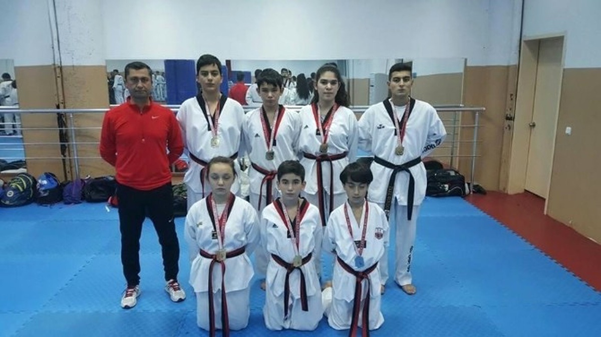 Kuşadası Belediyespor Tekvando\'da 7 Madalya Kazandı