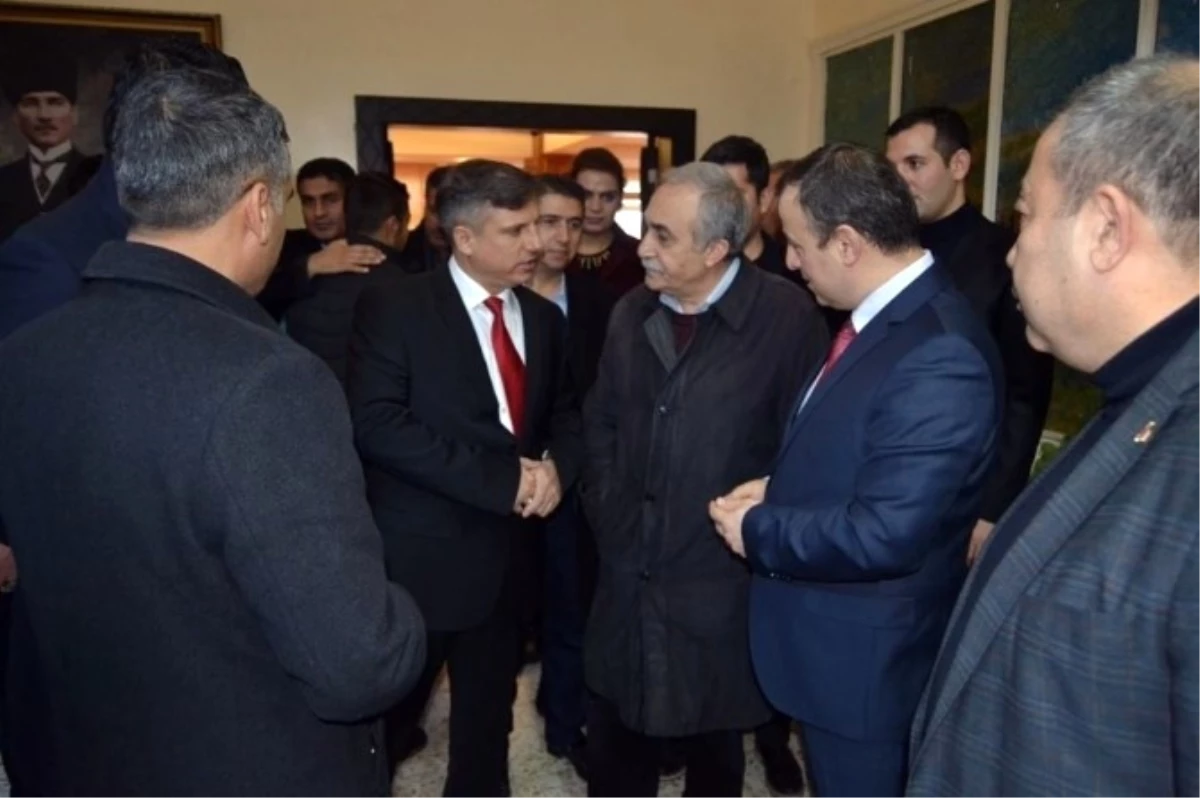 Milletvekili Fakıbaba Kaymakam Perçi\'yi Ziyaret Etti