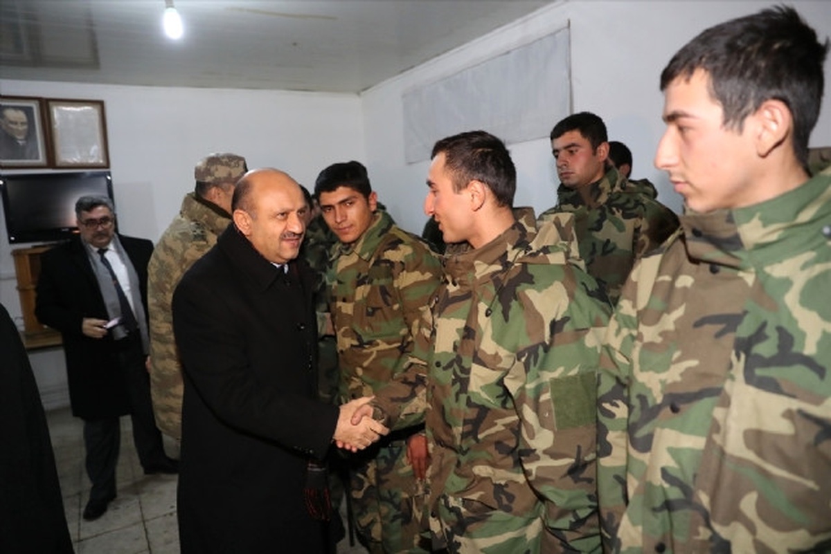 Milli Savunma Bakanı Işık Şırnak\'ta