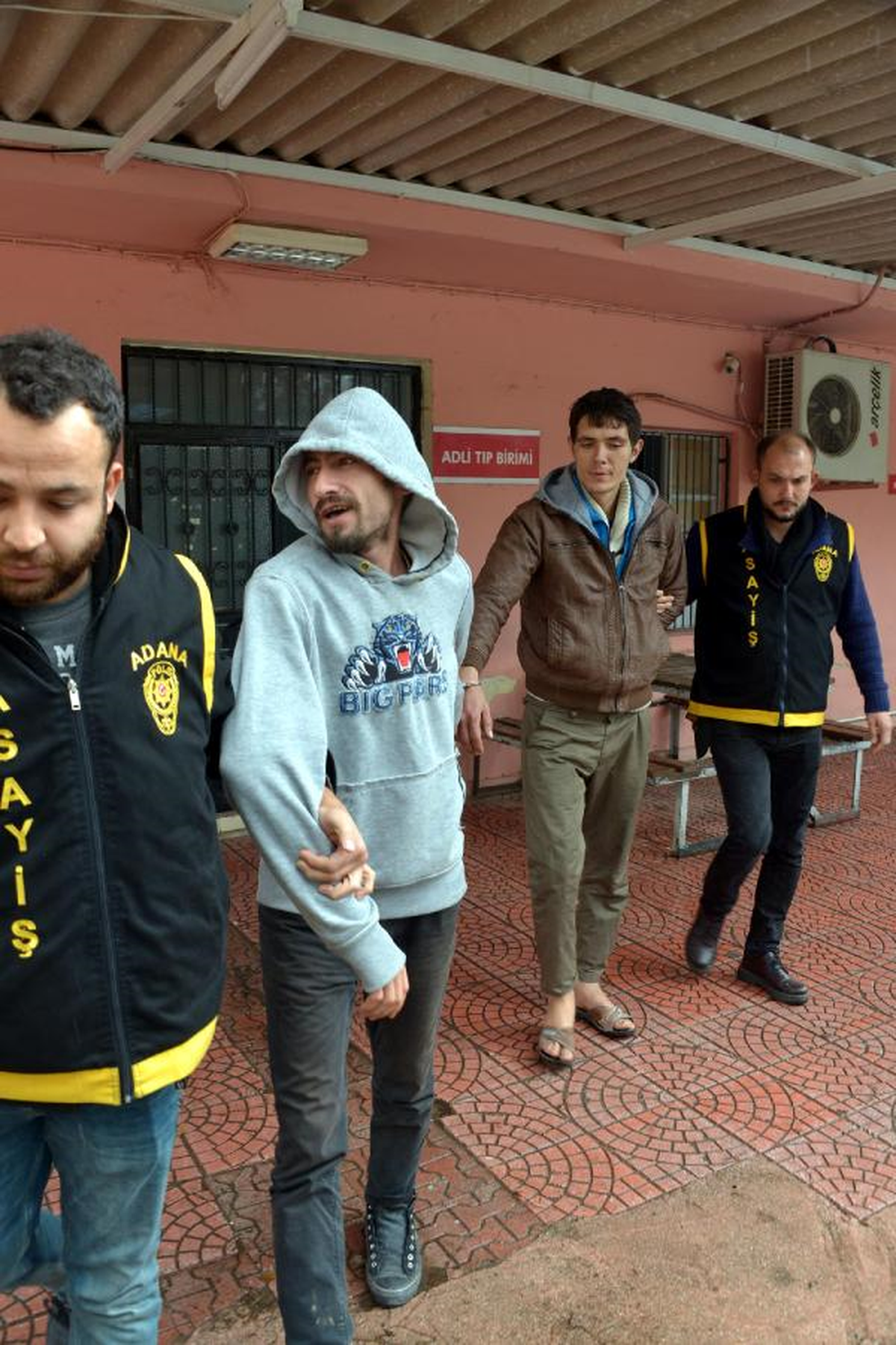 Pişkin Hırsız! Vatandaşları Uyardı: Anahtarı Üzerinde Bırakmayın