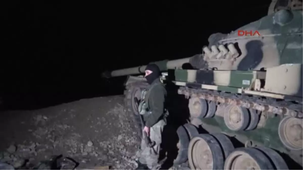 Siirt Valisi Tutulmaz, Yılbaşı Gecesi Mevzideki Asker ve Polisleri Ziyaret Etti