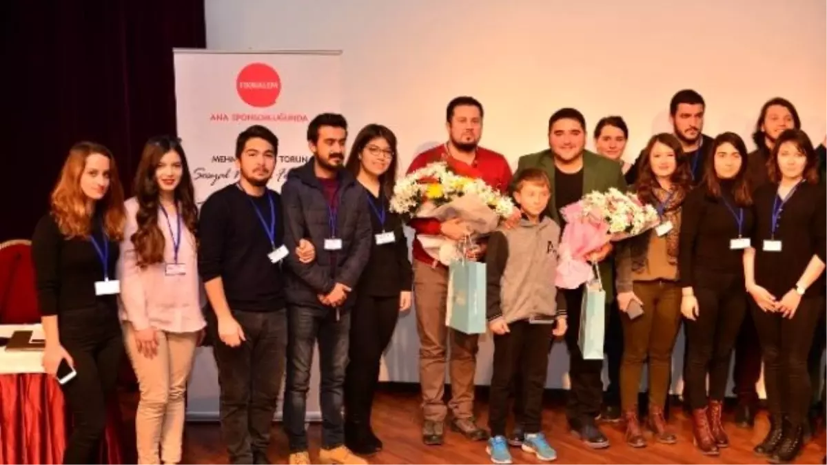 Sosyal Medya Fenomenleri Mehmet Burak Torun ve Emrah Şahan, Celal Bayar Üniversitesi\'ne Konuk Oldu.