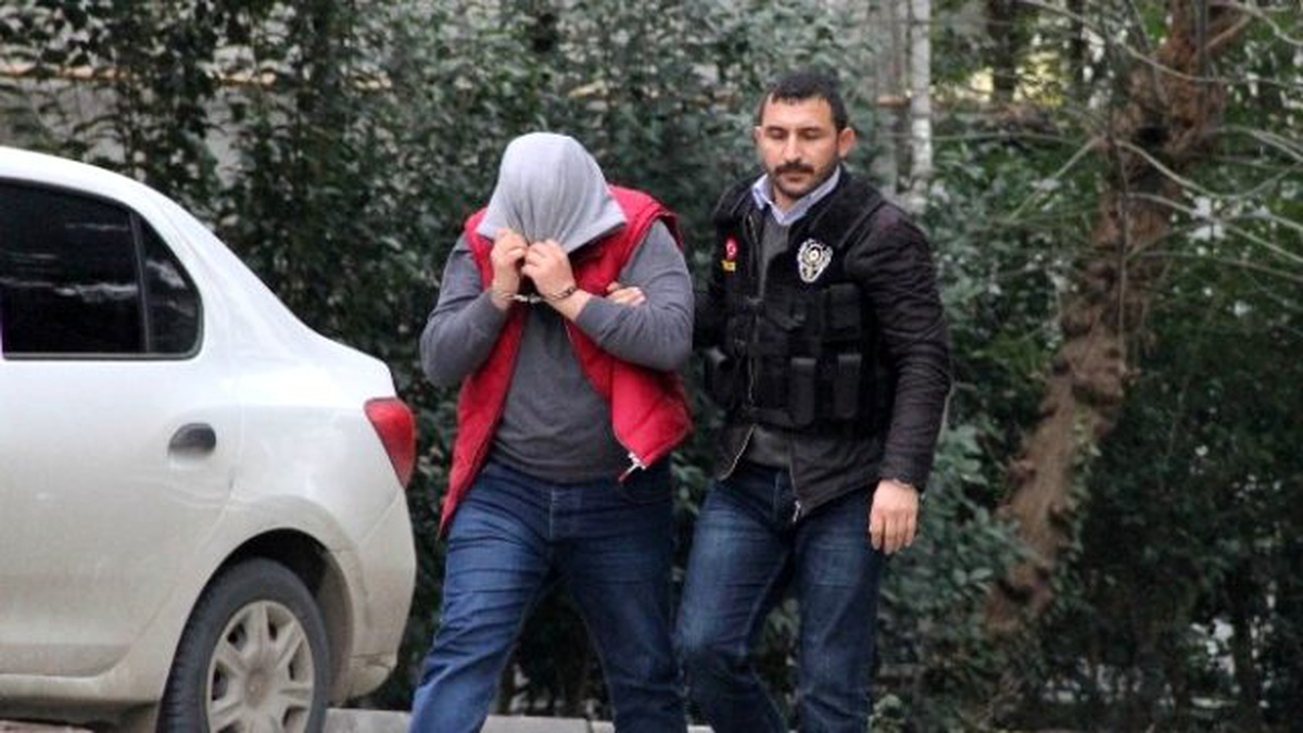 Uyuşturucu, Tabanca, Av Tüfeği, Muşta ve Bıçakla Yakalandılar (2)