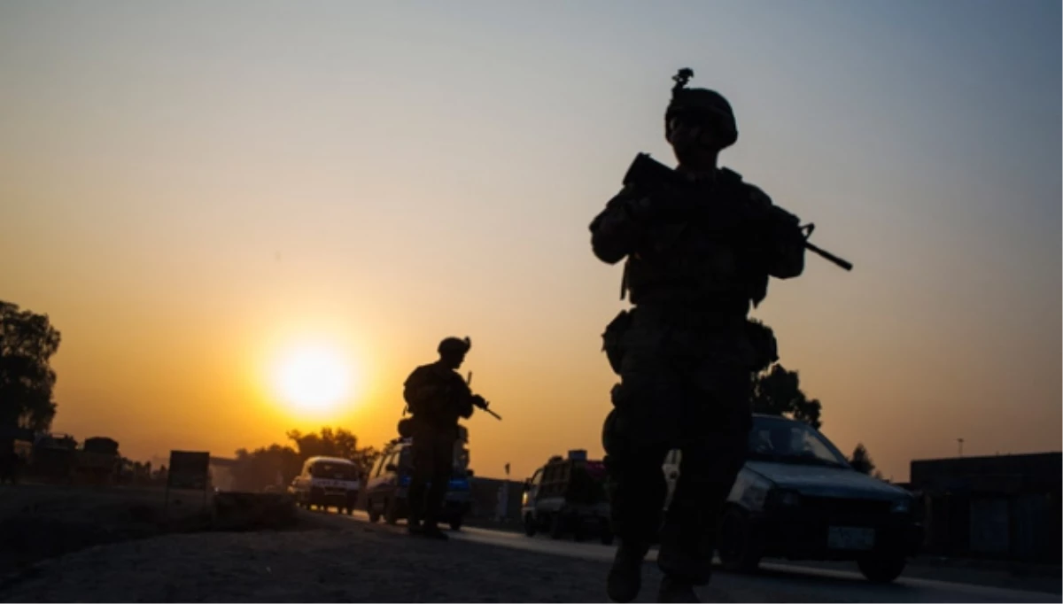 Afganistan\'da Taliban Almar İlçesine Saldırdı