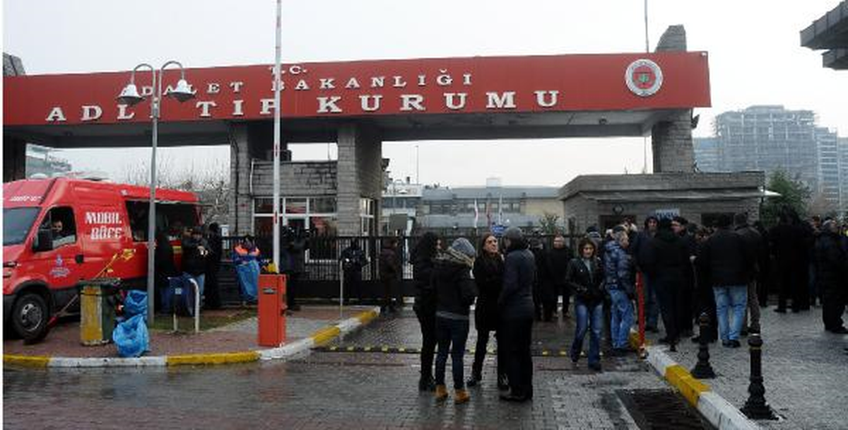 Ailelerin Adli Tıp Kurumu\'ndaki Acı Bekleyişi