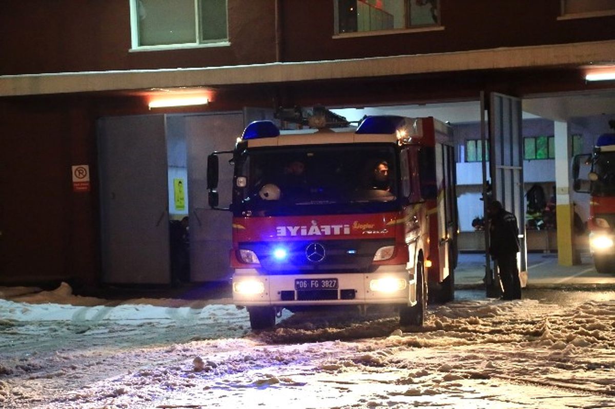 Ankara İtfaiyesi Yeni Yıla Görev Başında Girdi