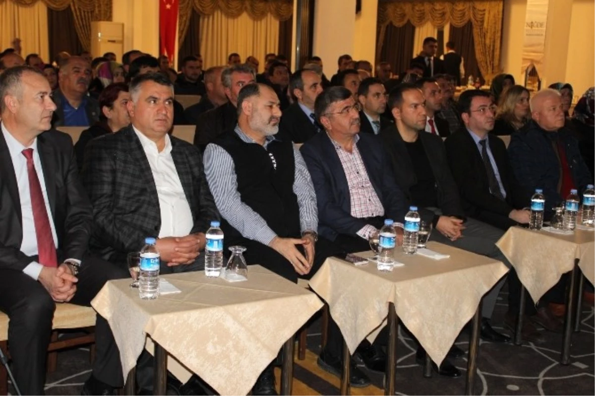 Belediye Başkanı Akdoğan\'ın "Değerlendirme ve Bilgilendirme Toplantıları" Devam Ediyor