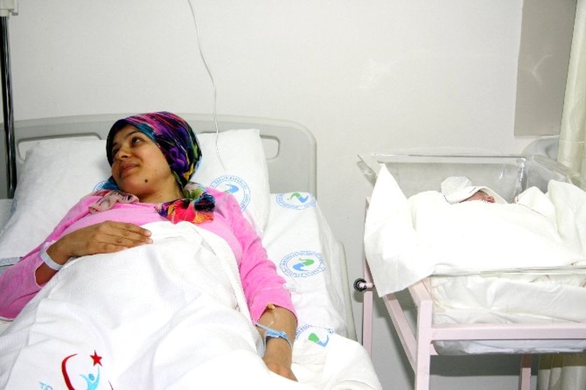 Bursa\'da Yeni Yılın İlk Bebeği \'Gökalp\' Oldu