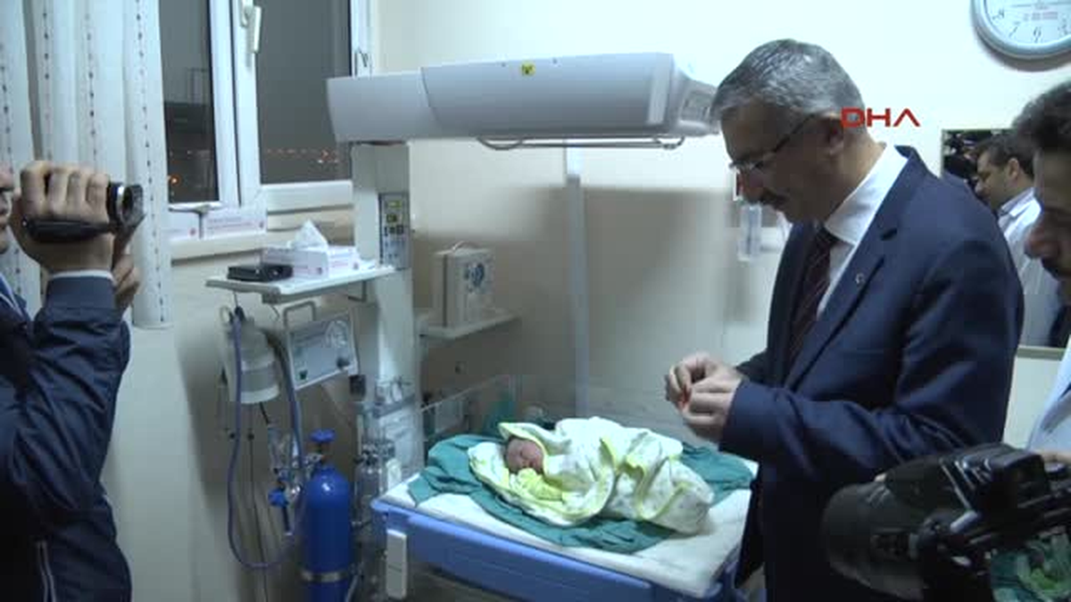 Çorum\'da Yılın Bebeği Şehit Ömer Halisdemir\'in Ismi Verildi