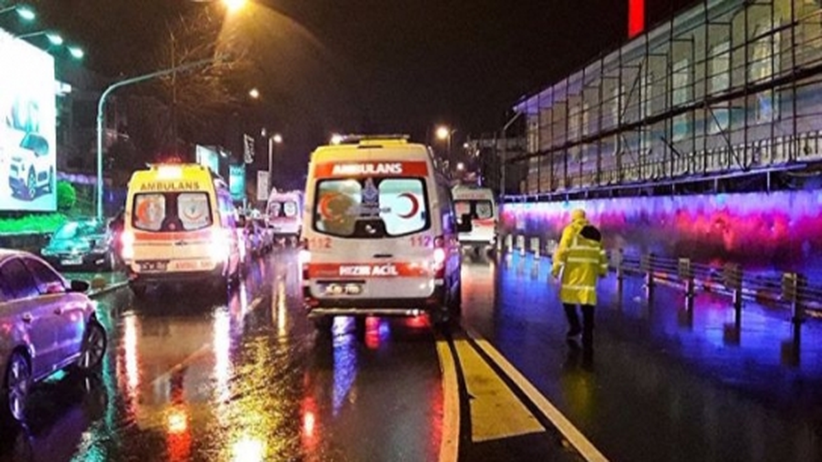 Dha Ankara - (Yeniden) Teröristin Gece Kulübüne Giriş Anı Güvenlik Kamerasında