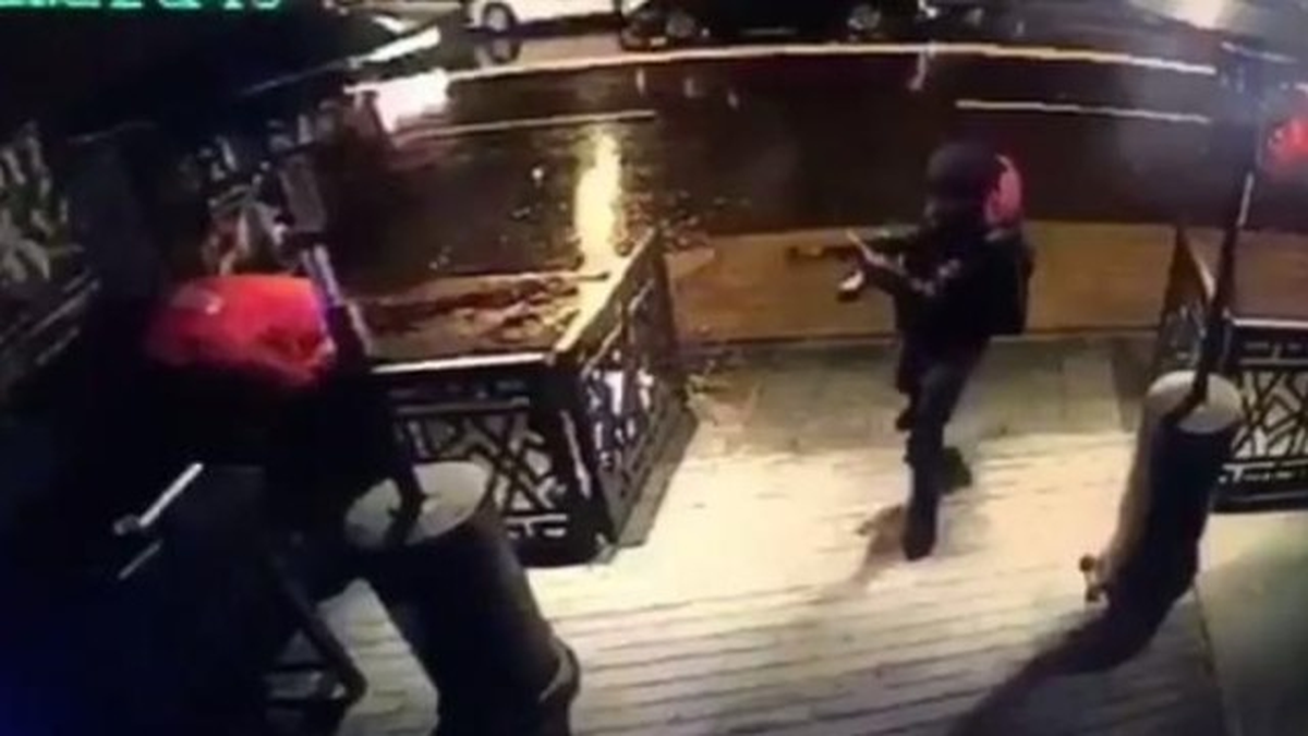 (Ek Götüntü ve Bilgilerle)saldırganın Yeni Görüntüsü Ortaya Çıktı