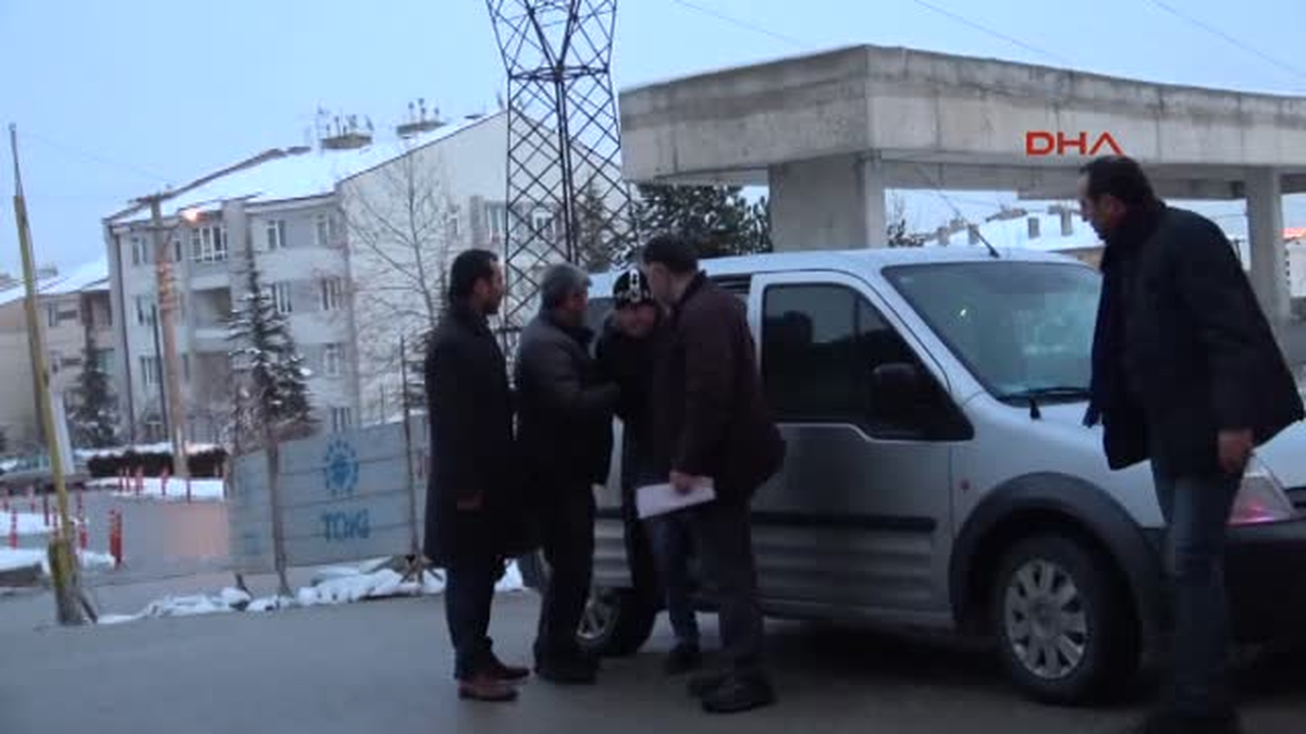 Eskişehir Emekli Kadın Öğretmenle Annesini Öldüresiye Döven 2 Şüpheli Tutuklandı