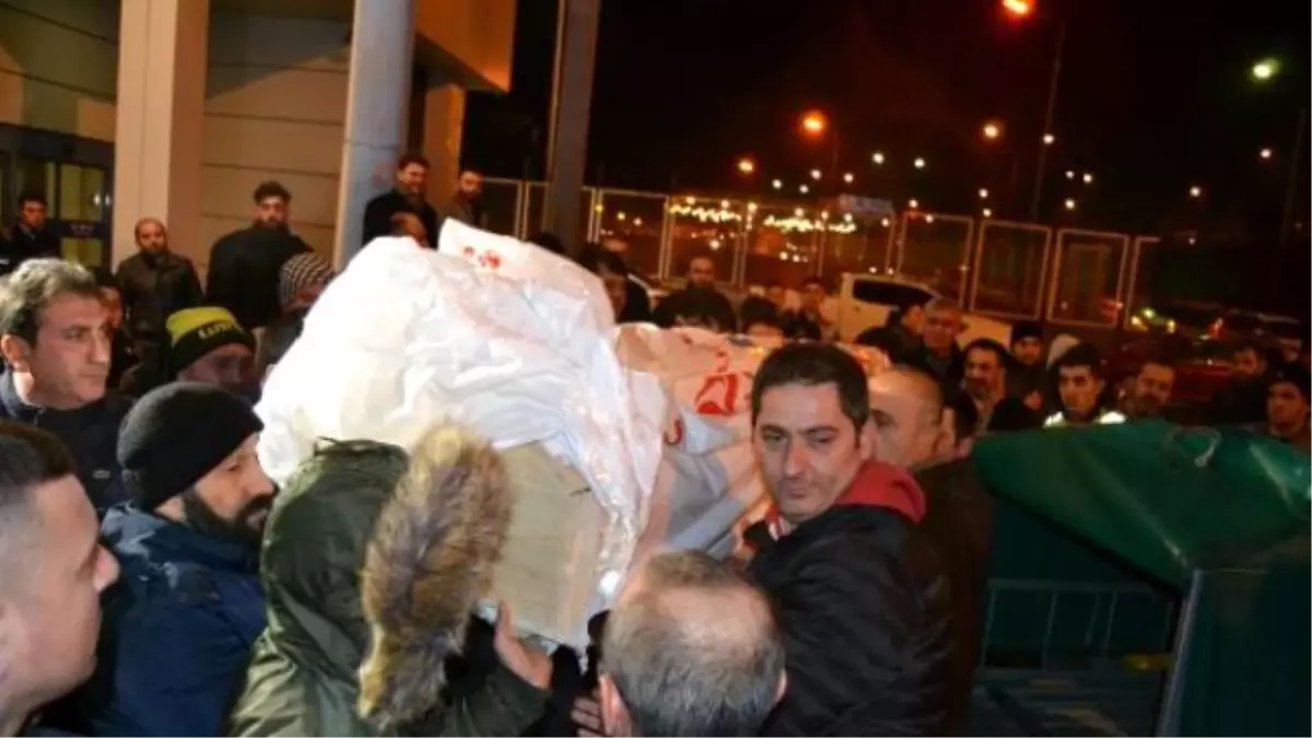 Hain Saldırının Kurbanlarından Mustafa Sezgin Seymen\'in Cenazesi Trabzon\'a Getirildi