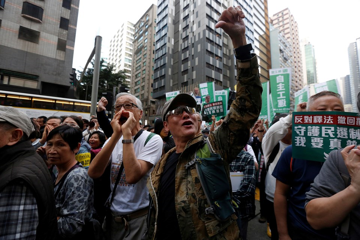 Hong Kong\'ta Bağımsızlık Yanlılarından Yürüyüş