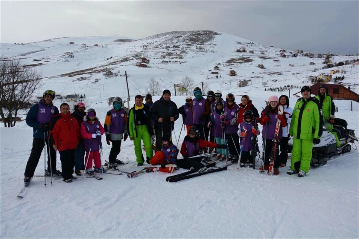 İki Bin Rakımlı Yayla Kayakseverleri Ağırlıyor