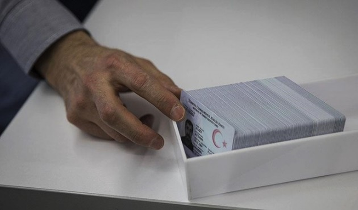 Kimlik\'te Yeni Dönem Yarın Başlıyor