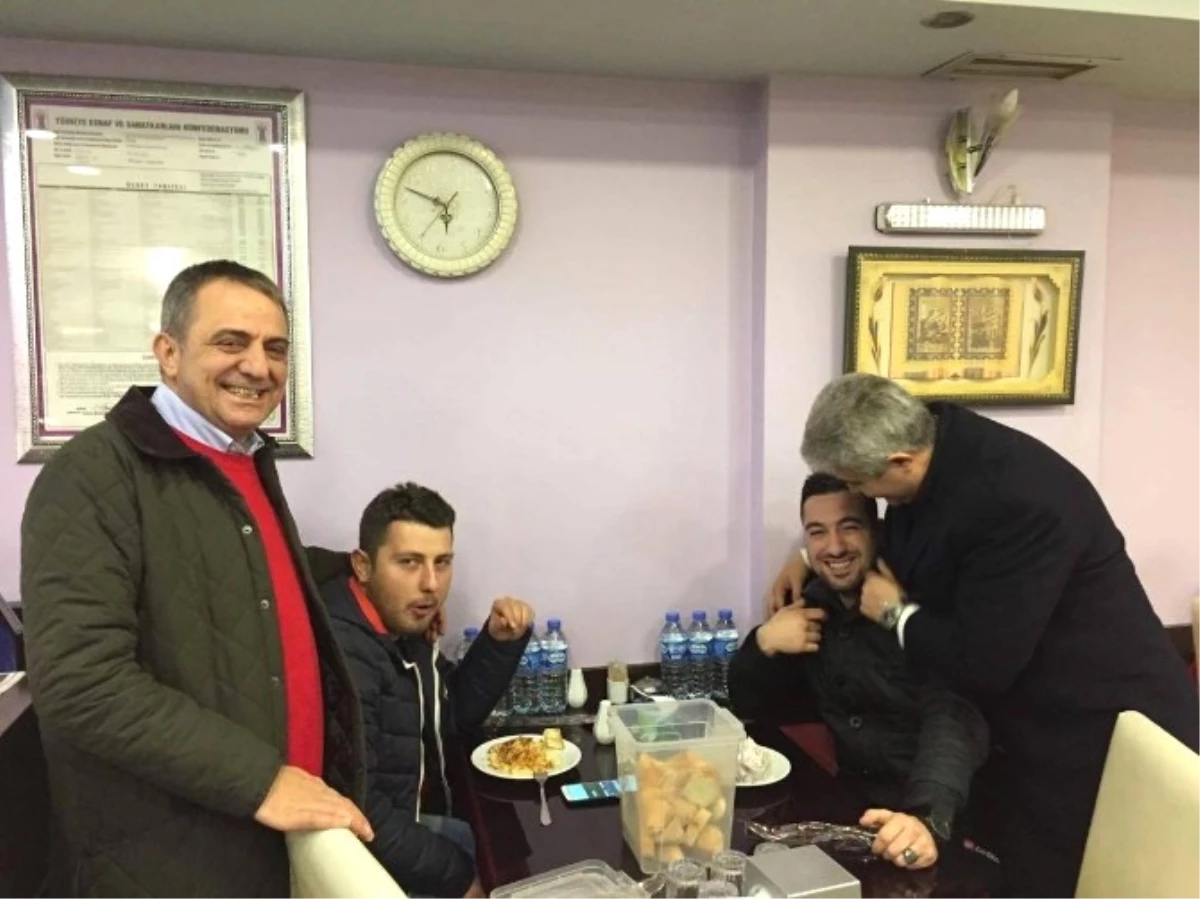 Milletvekili Günnar ve Başkan Sağıroğlu\'dan Yomra Esnafına Ziyaret