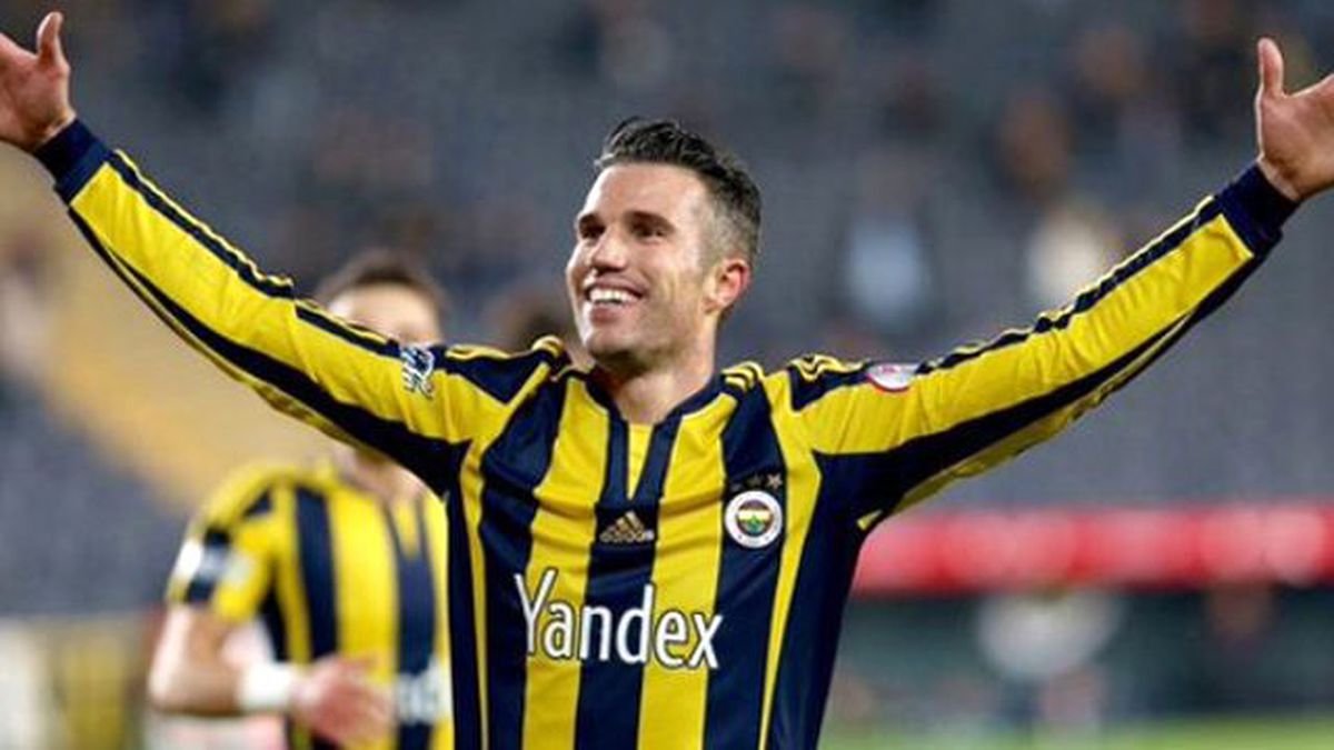 Robin Van Persie: "Hedefimiz Ligi Şampiyon Tamamlamak"