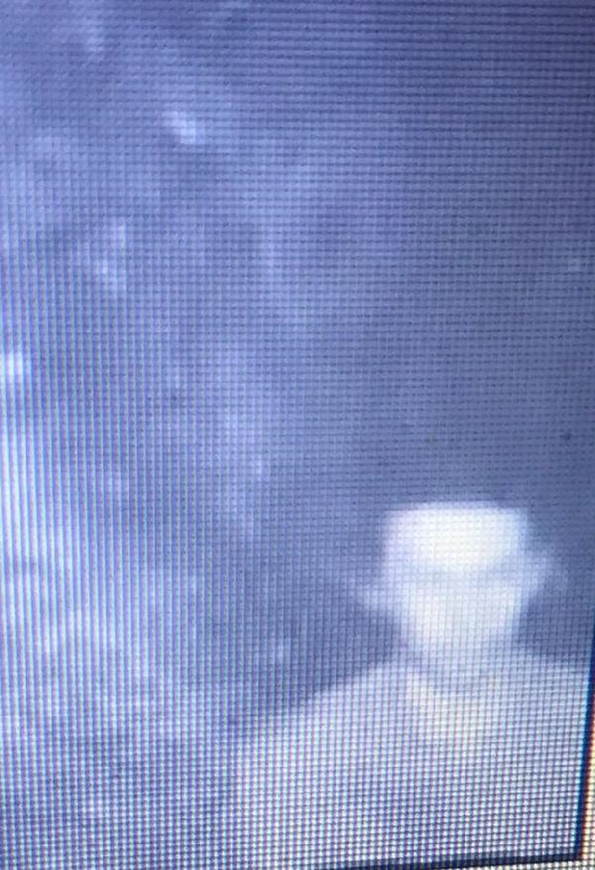 Saldırgana Ait Polisin Elindeki En Net Fotoğraf