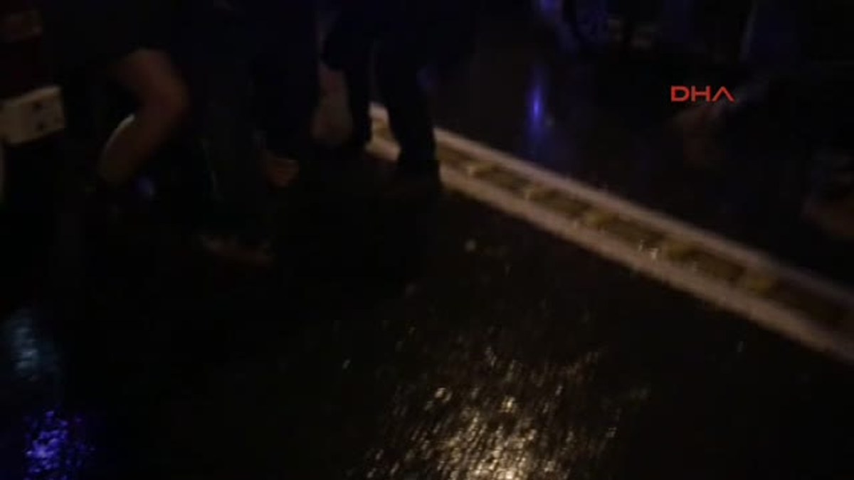 Saldırının Ardından Yaşanan Panik Kameralara Yansıdı