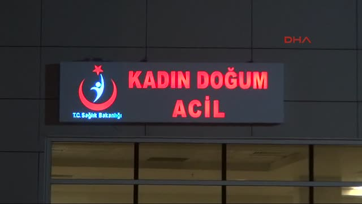 Şanlıurfa\'da Yeni Yılın Ilk Bebeği \'Emine\'