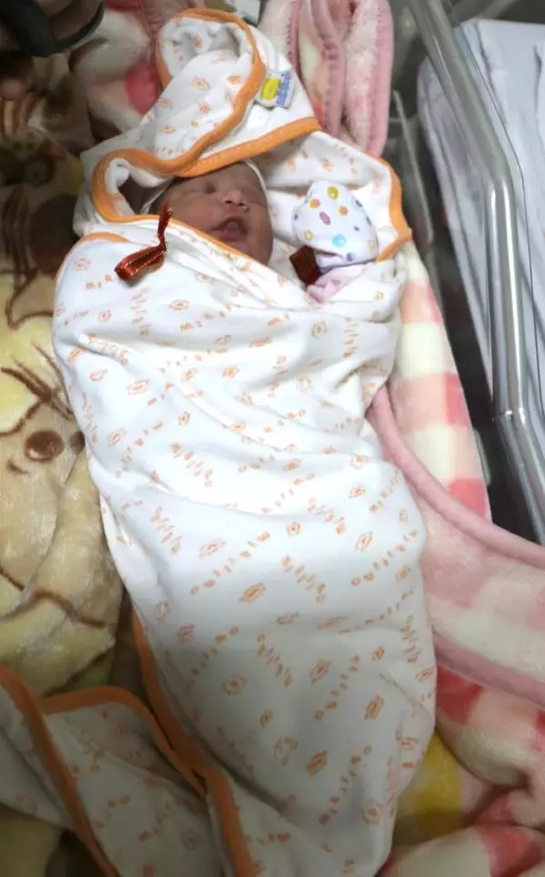 Sivas'ta Yeni Yılın İlk Bebeği 'Ayşe Betül' Oldu - Son Dakika