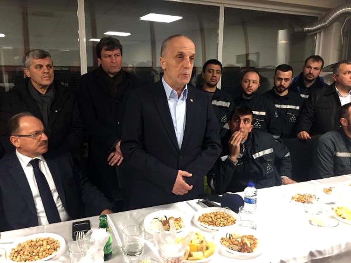 Türk-İş Başkanı Atalay Elektrik Bakım İşçileriyle Bir Araya Geldi