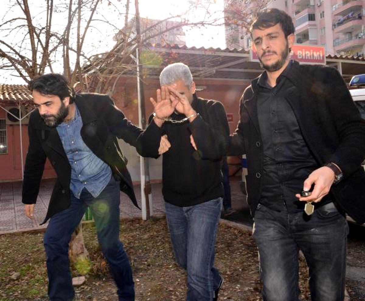 Yeni Yılın İlk Saatlerinde Lüks Araç İçinde Ölü Bulundu (3)