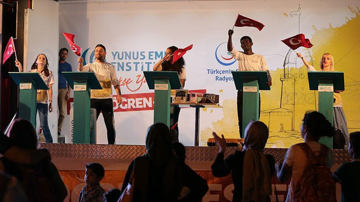 Yunus Emre Enstitüsü 2016\'da 1 Milyon Kişiye Ulaştı